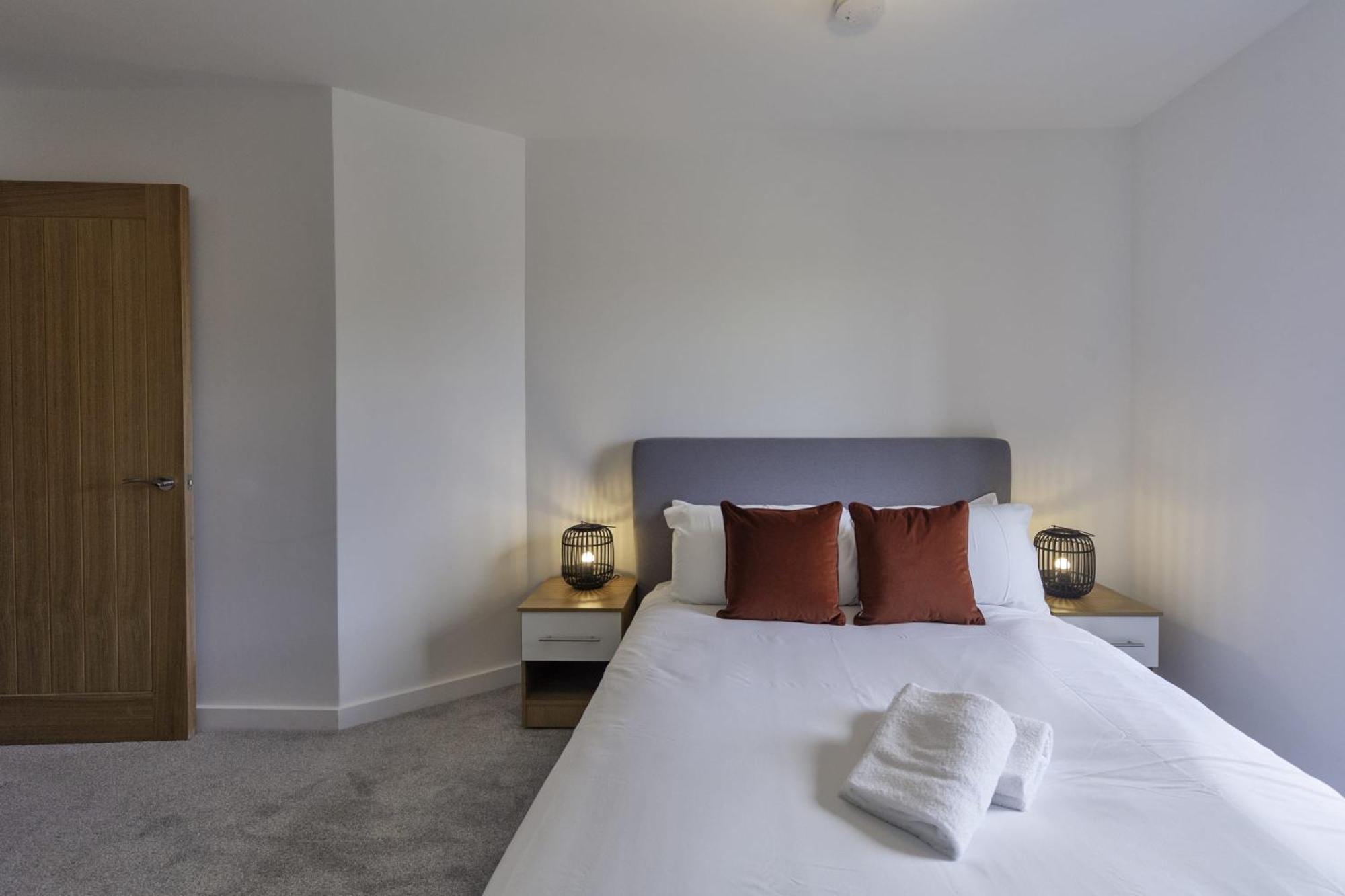 Lovely 2 Bedroom Apartment In Central Ashford Ashford  Exterior foto